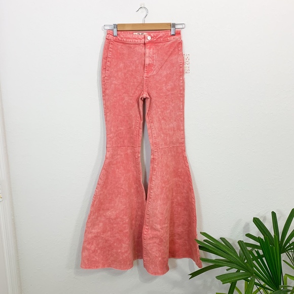Free People Denim - FREE PEOPLE Just Float On Flare Jeans Pink Size 25